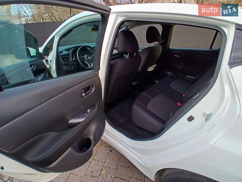 Хэтчбек Nissan Leaf 2023 в Ивано-Франковске