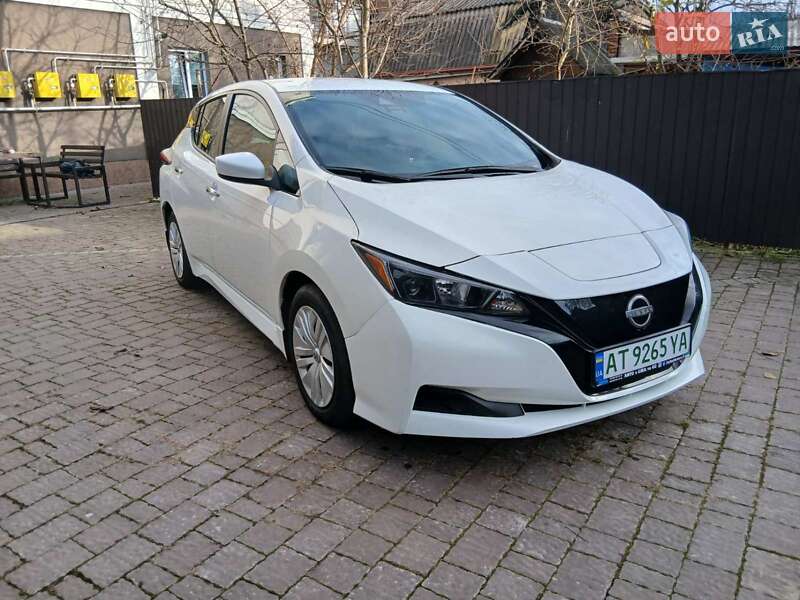 Хэтчбек Nissan Leaf 2023 в Ивано-Франковске