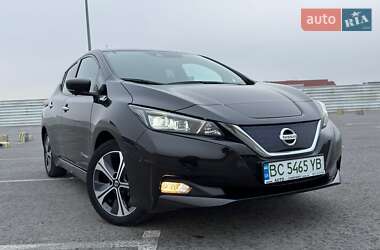 Хетчбек Nissan Leaf 2019 в Пустомитах