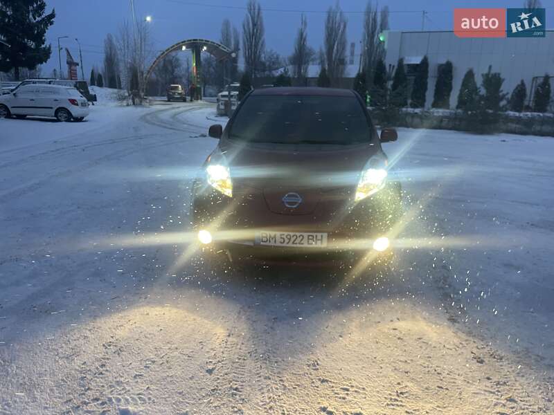 Хетчбек Nissan Leaf 2013 в Сумах фото 3 Хетчбек Nissan Leaf 2013 в Сумах