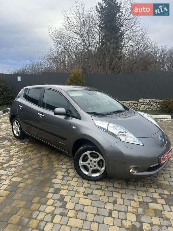 Хетчбек Nissan Leaf 2015 в Чернівцях фото 3 Хетчбек Nissan Leaf 2015 в Чернівцях
