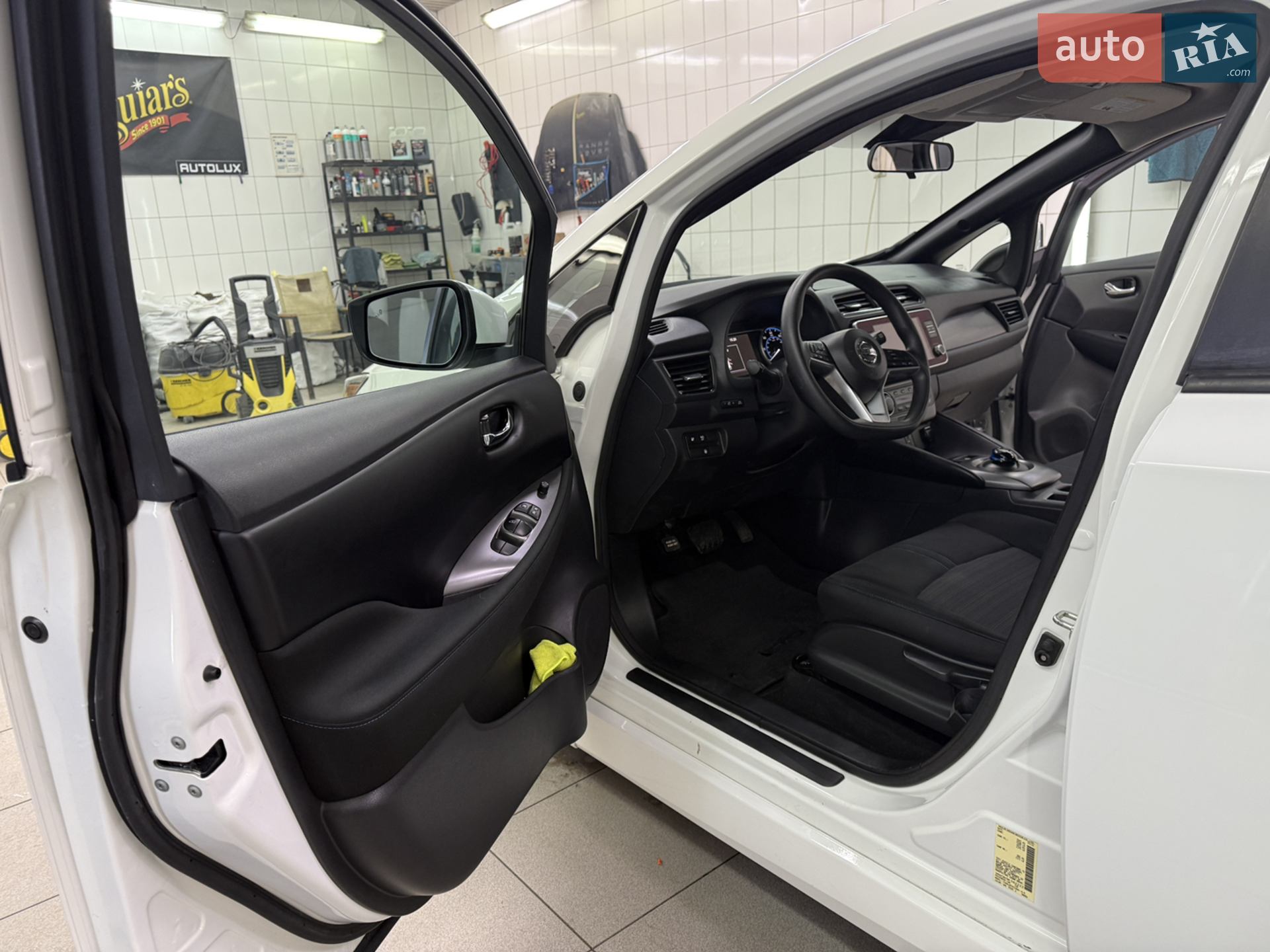 2022 Nissan Leaf - мініатюра 15