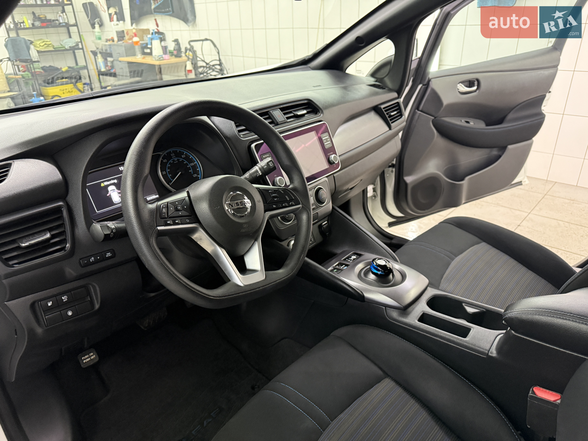 2022 Nissan Leaf - мініатюра 17