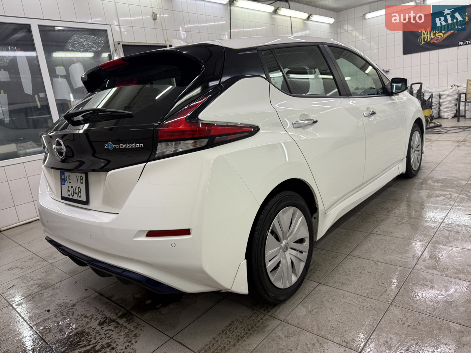 2022 Nissan Leaf - мініатюра 21