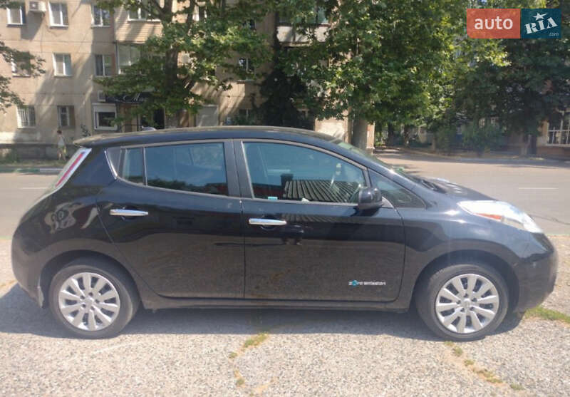 Хэтчбек Nissan Leaf 2014 в Одессе фото 5 Хэтчбек Nissan Leaf 2014 в Одессе