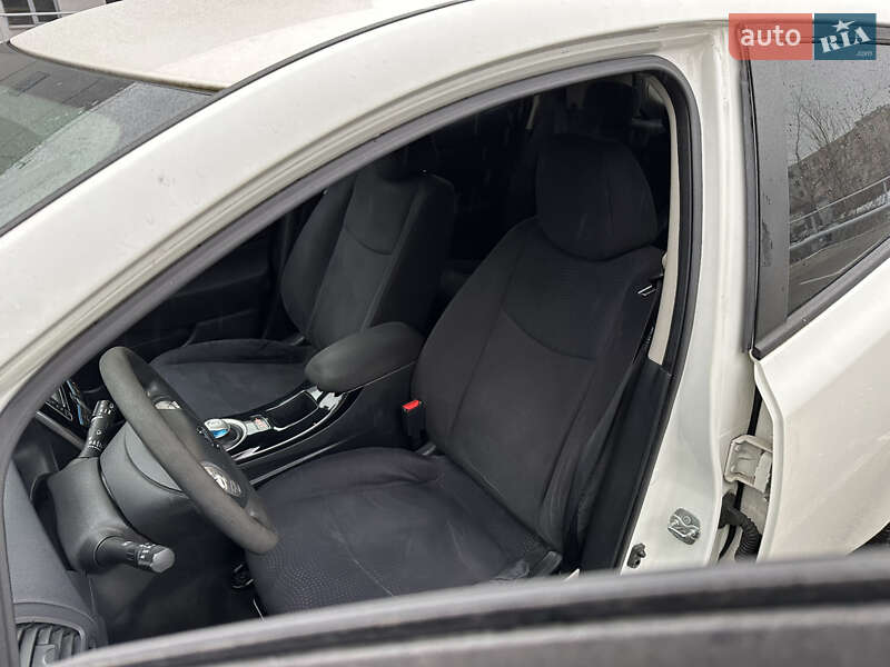 Хэтчбек Nissan Leaf 2017 в Киеве фото 17 Хэтчбек Nissan Leaf 2017 в Киеве