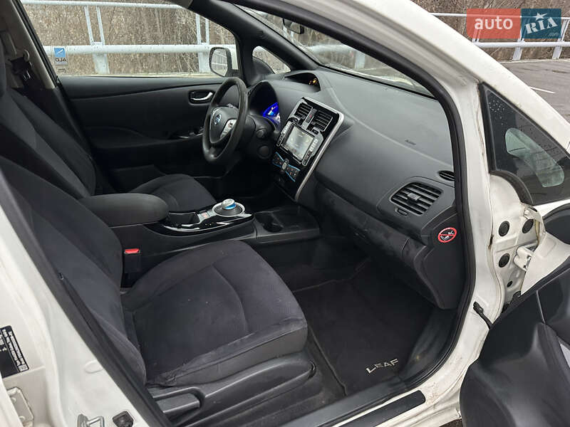 Хэтчбек Nissan Leaf 2017 в Киеве фото 32 Хэтчбек Nissan Leaf 2017 в Киеве