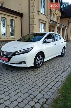 Хэтчбек Nissan Leaf 2021 в Почаеве