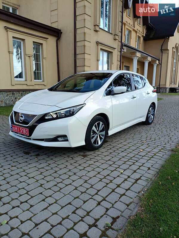 Nissan Leaf 2021