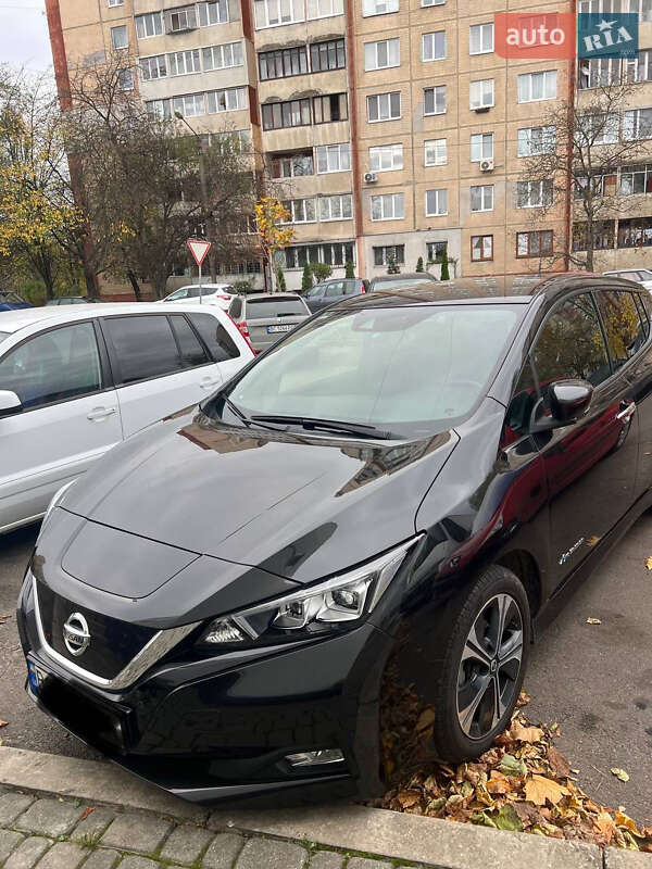 Хэтчбек Nissan Leaf 2018 в Львове