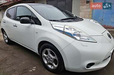 Хэтчбек Nissan Leaf 2013 в Тернополе