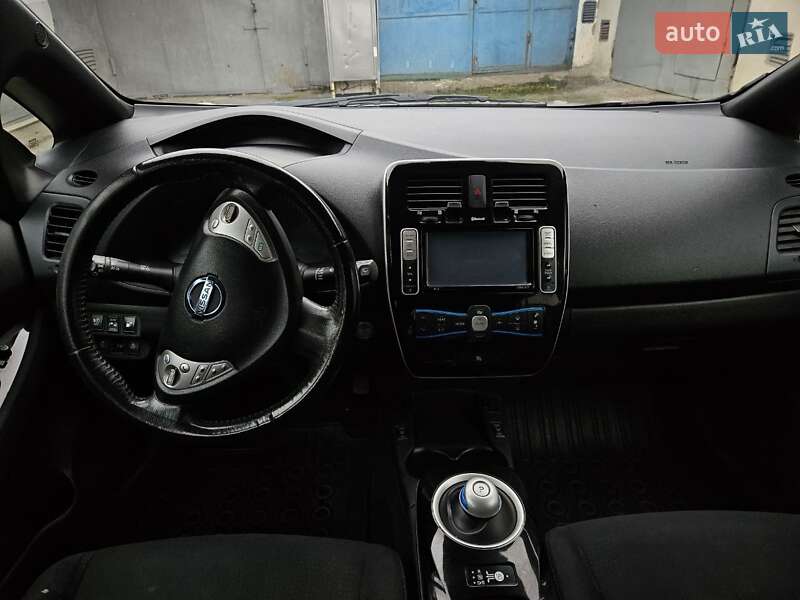 Хетчбек Nissan Leaf 2013 в Тернополі