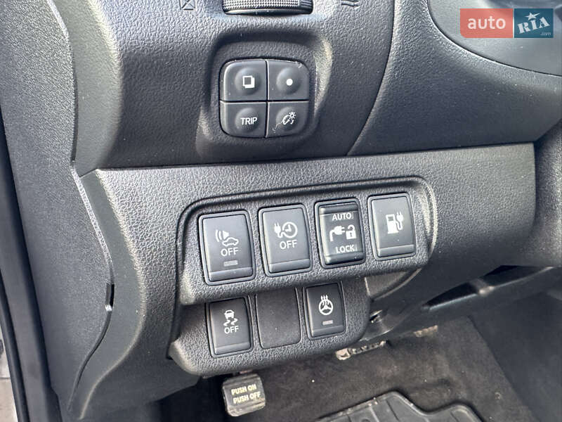 Хэтчбек Nissan Leaf 2017 в Николаеве