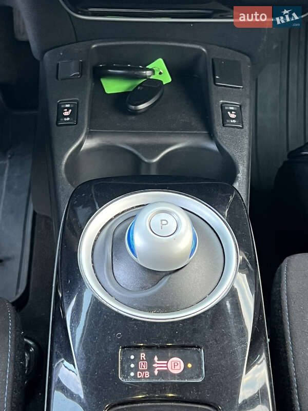 Хэтчбек Nissan Leaf 2016 в Харькове