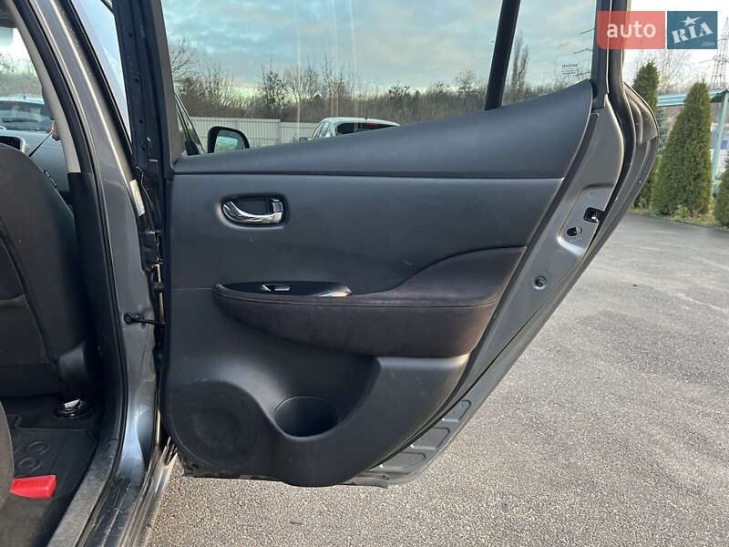 Хэтчбек Nissan Leaf 2016 в Харькове