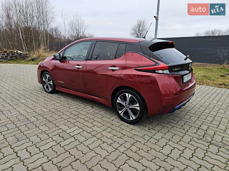 Хэтчбек Nissan Leaf 2018 в Стрые