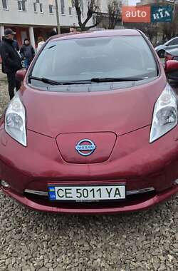 Хэтчбек Nissan Leaf 2015 в Черновцах