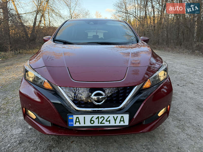 Хэтчбек Nissan Leaf 2020 в Переяславе