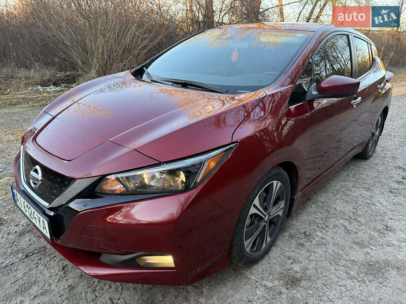 Хэтчбек Nissan Leaf 2020 в Переяславе