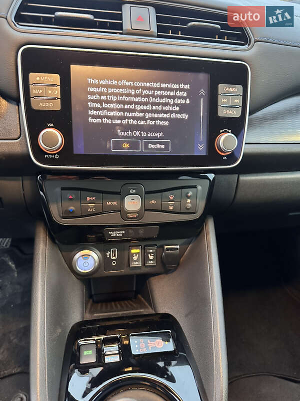 Хэтчбек Nissan Leaf 2020 в Староконстантинове