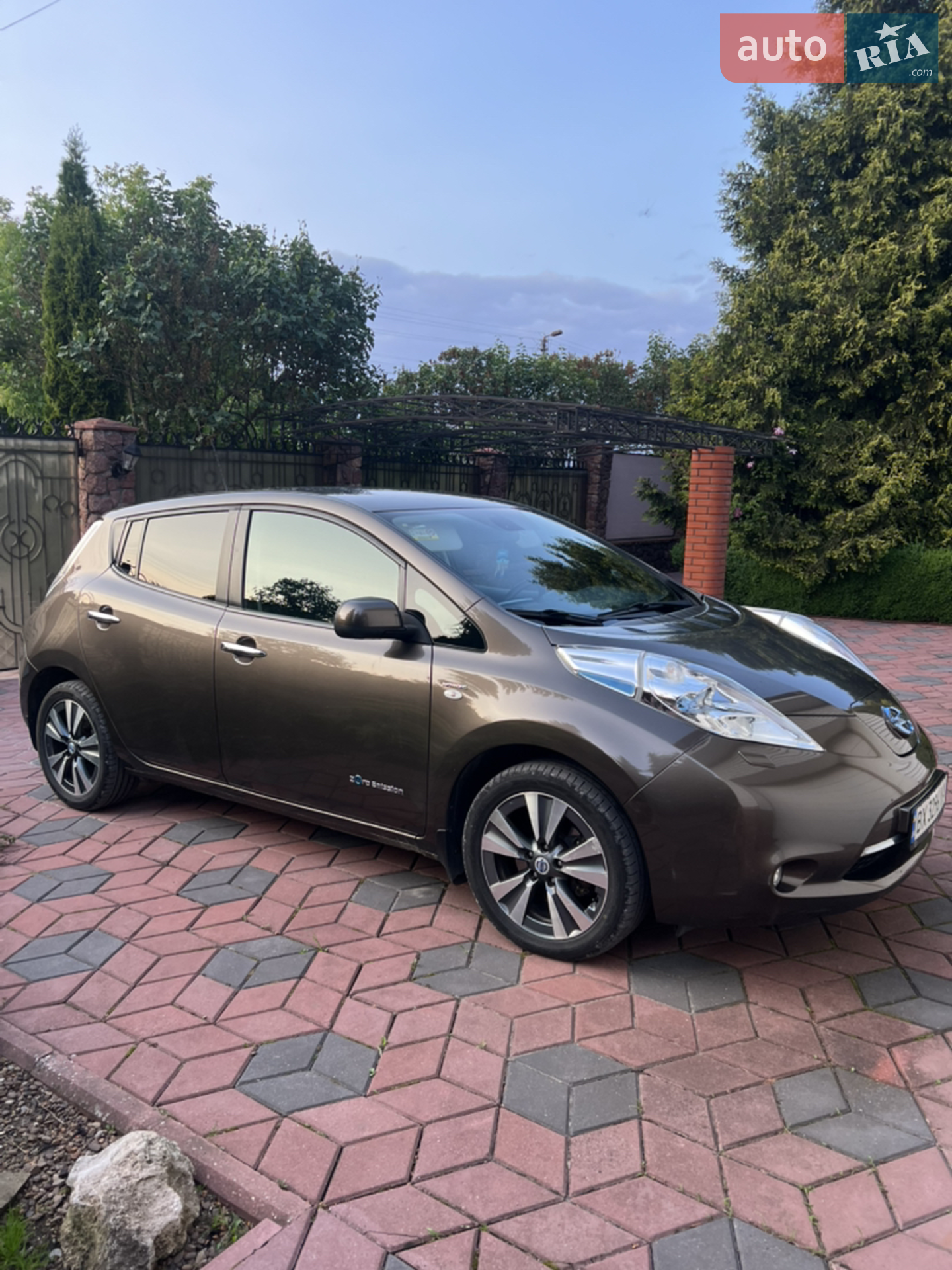 2017 Nissan Leaf - мініатюра 8