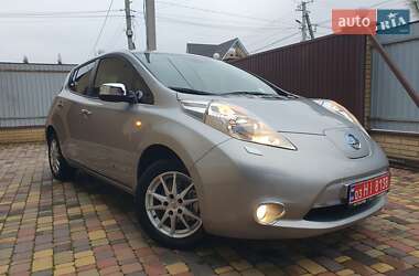 Хэтчбек Nissan Leaf 2014 в Горе