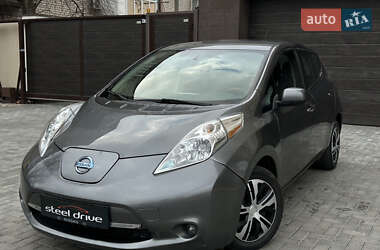 Хэтчбек Nissan Leaf 2016 в Николаеве