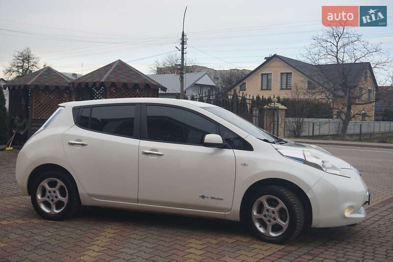 Хетчбек Nissan Leaf 2013 в Самборі фото 7 Хетчбек Nissan Leaf 2013 в Самборі