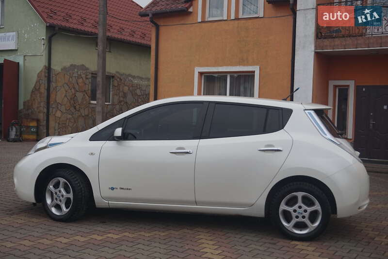 Хетчбек Nissan Leaf 2013 в Самборі фото 14 Хетчбек Nissan Leaf 2013 в Самборі