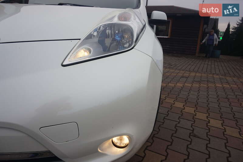 Хетчбек Nissan Leaf 2013 в Самборі фото 24 Хетчбек Nissan Leaf 2013 в Самборі