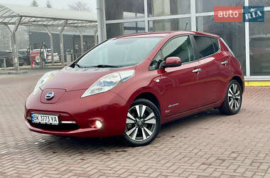 Хэтчбек Nissan Leaf 2016 в Ровно