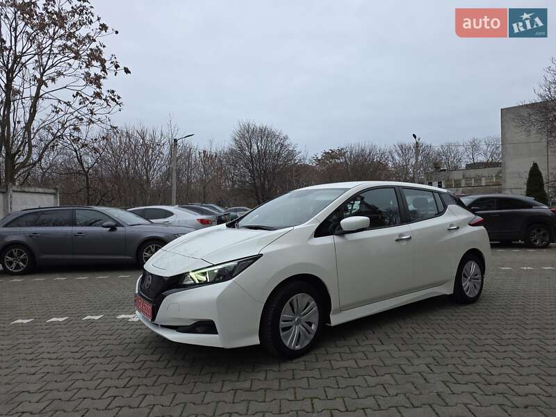 Хетчбек Nissan Leaf 2022 в Одесі