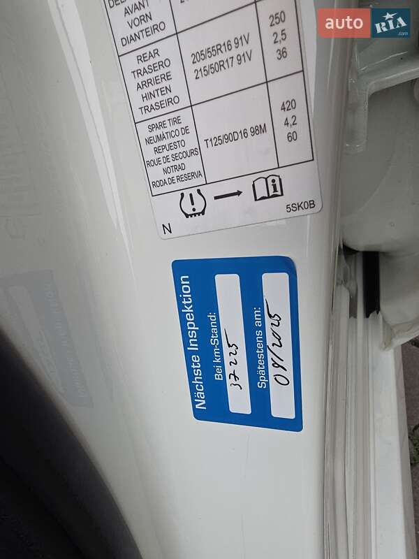 Хетчбек Nissan Leaf 2022 в Одесі