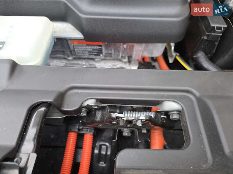 Хетчбек Nissan Leaf 2022 в Одесі