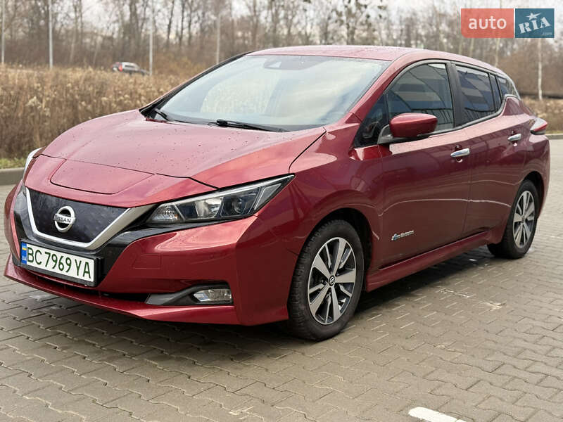 Хэтчбек Nissan Leaf 2019 в Львове