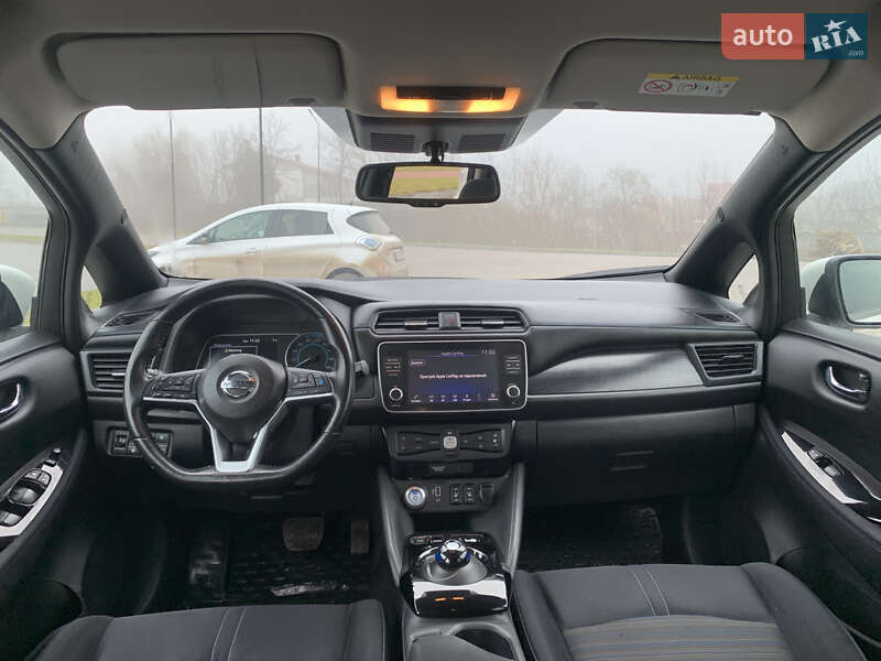 Хэтчбек Nissan Leaf 2020 в Тернополе