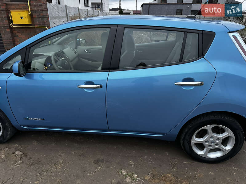 Хетчбек Nissan Leaf 2012 в Одесі фото 3 Хетчбек Nissan Leaf 2012 в Одесі