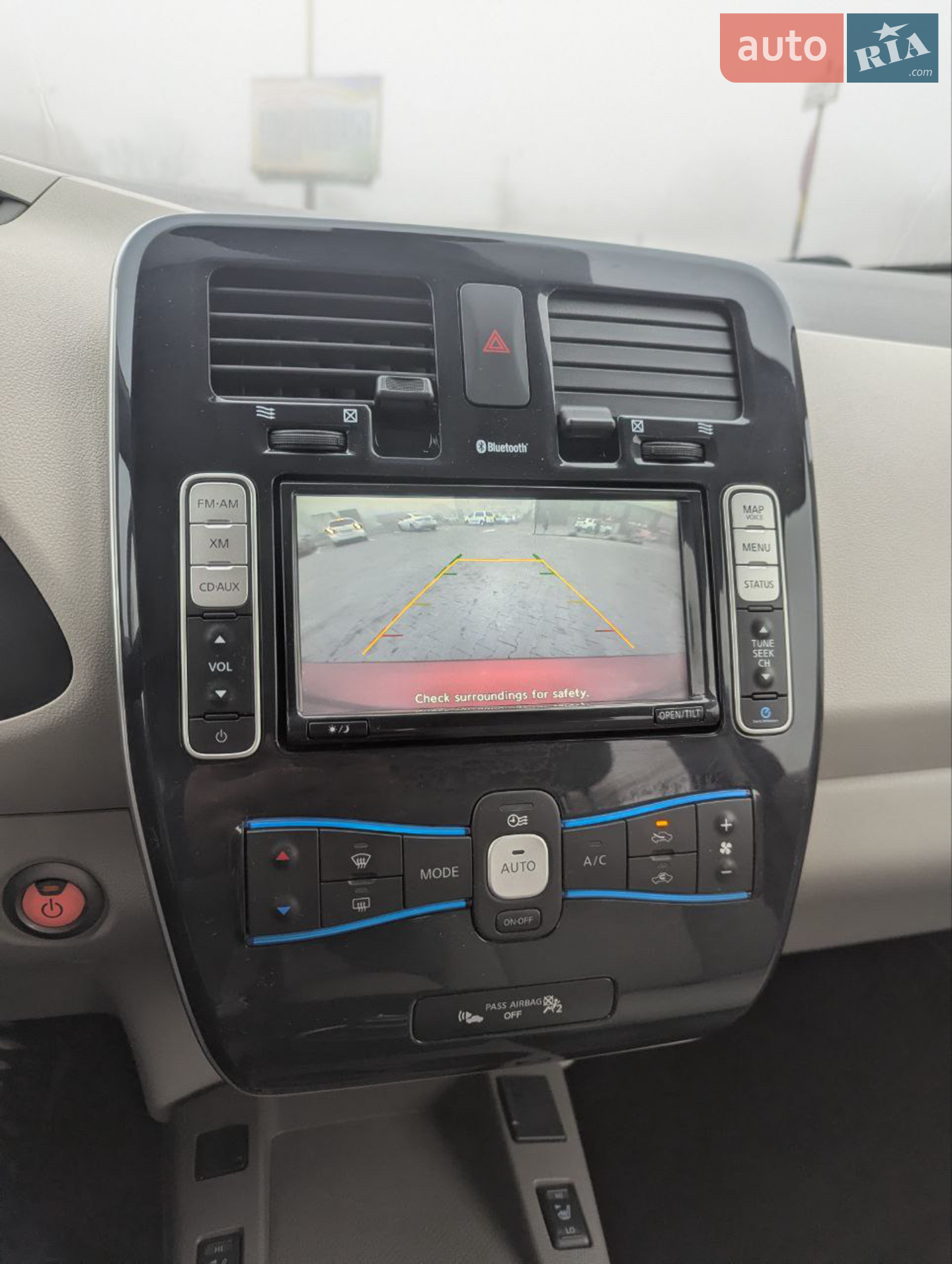 2012 Nissan Leaf - мініатюра 11