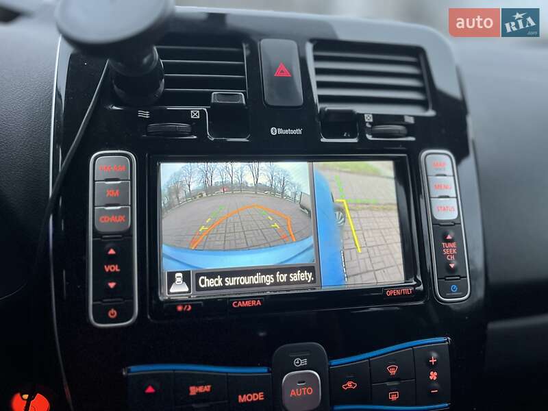 Хэтчбек Nissan Leaf 2014 в Киеве