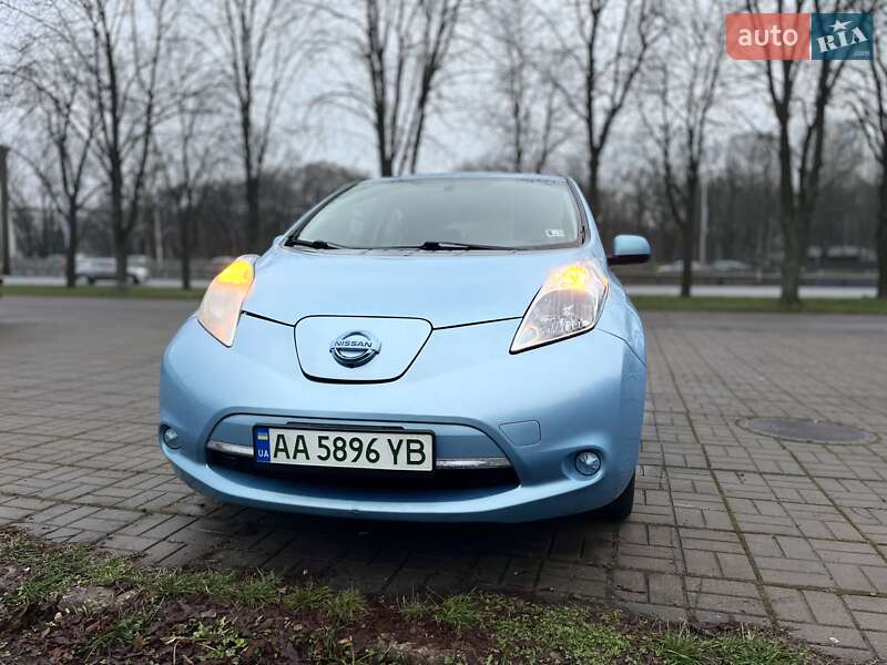 Nissan Leaf 2014
