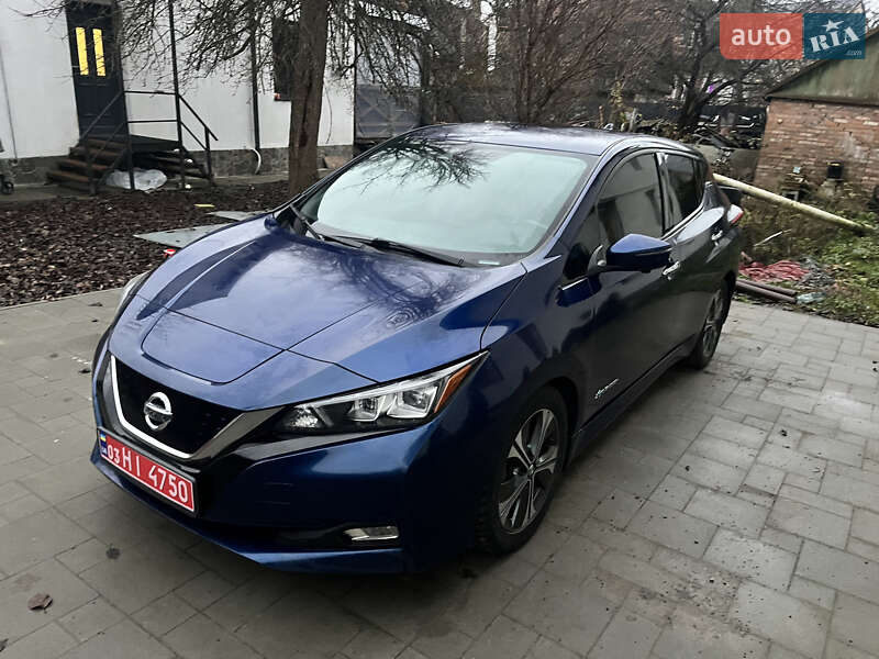 Хэтчбек Nissan Leaf 2018 в Луцке