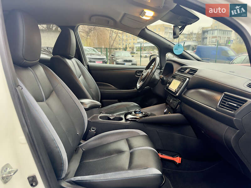 Хетчбек Nissan Leaf 2019 в Вінниці фото 64 Хетчбек Nissan Leaf 2019 в Вінниці