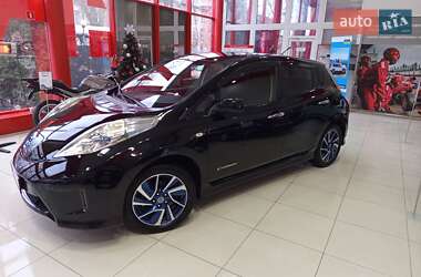 Хэтчбек Nissan Leaf 2015 в Одессе