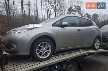 Хетчбек Nissan Leaf 2014 в Ніжині