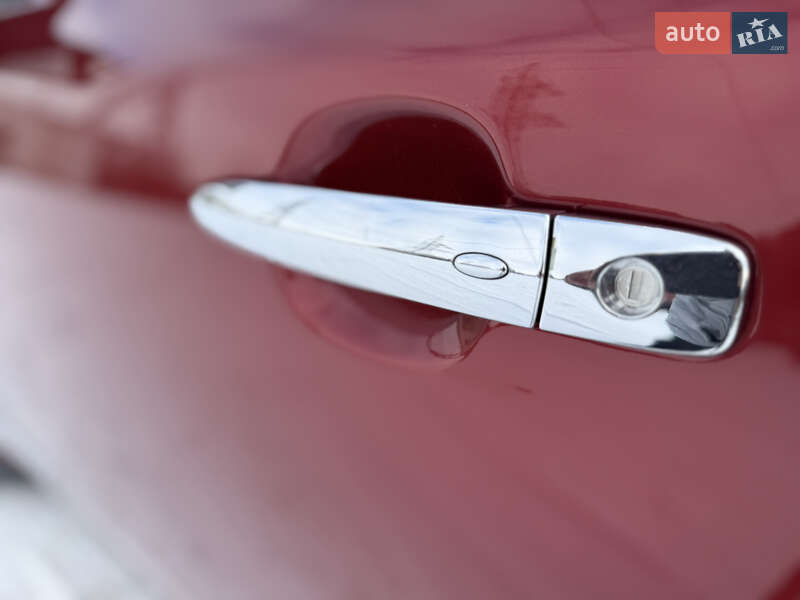 Хетчбек Nissan Leaf 2013 в Запоріжжі фото 18 Хетчбек Nissan Leaf 2013 в Запоріжжі