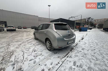 Хэтчбек Nissan Leaf 2016 в Львове