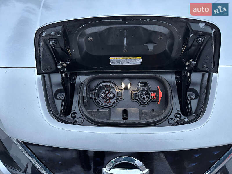 Хэтчбек Nissan Leaf 2018 в Тернополе