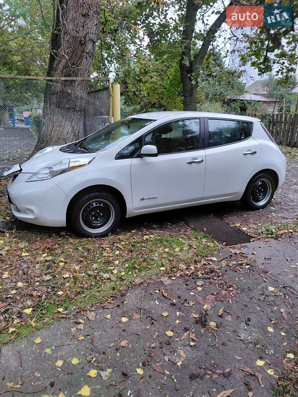 Хетчбек Nissan Leaf 2016 в Одесі