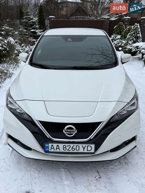 Хетчбек Nissan Leaf 2020 в Боярці