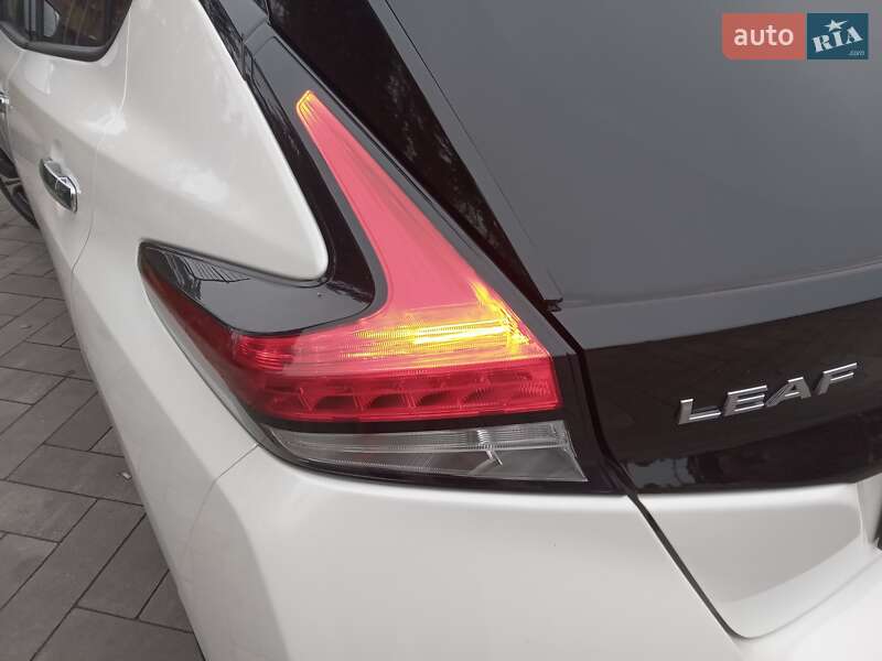 Хетчбек Nissan Leaf 2020 в Боярці